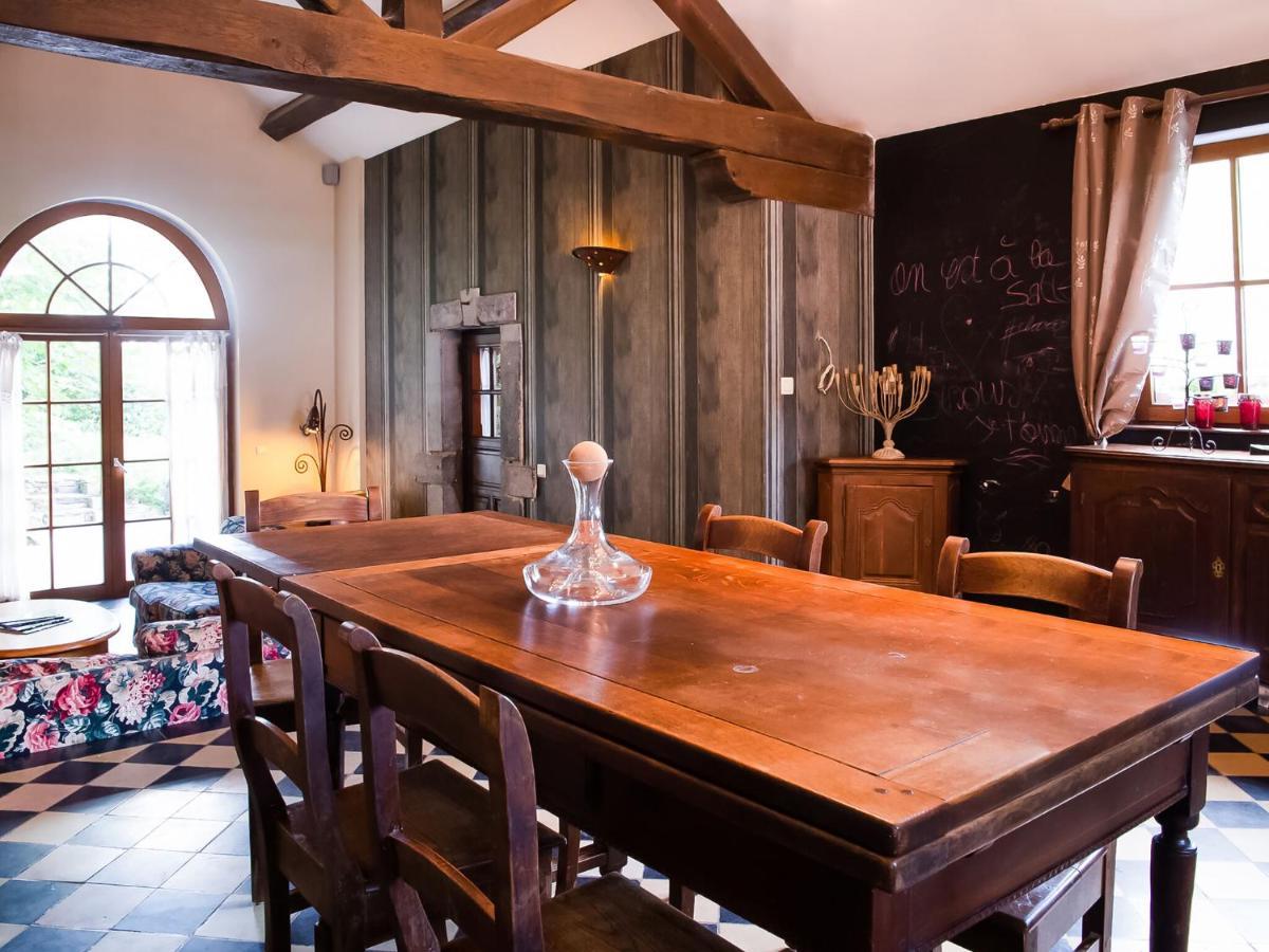 Nice Holiday Home In Nature With Sauna, Hot Tub En Swimming Pool ヴェルヴィエ 部屋 写真