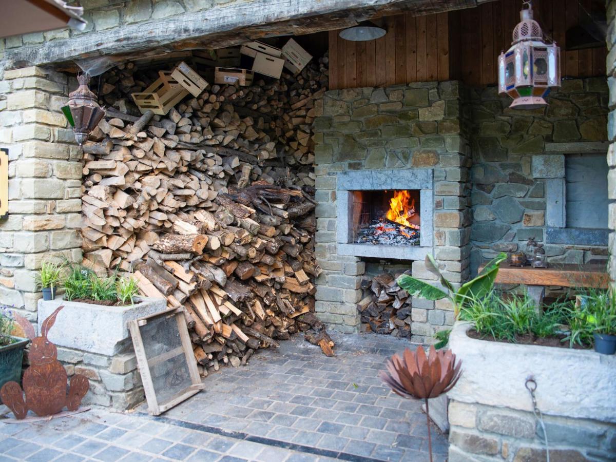 Nice Holiday Home In Nature With Sauna, Hot Tub En Swimming Pool ヴェルヴィエ 部屋 写真