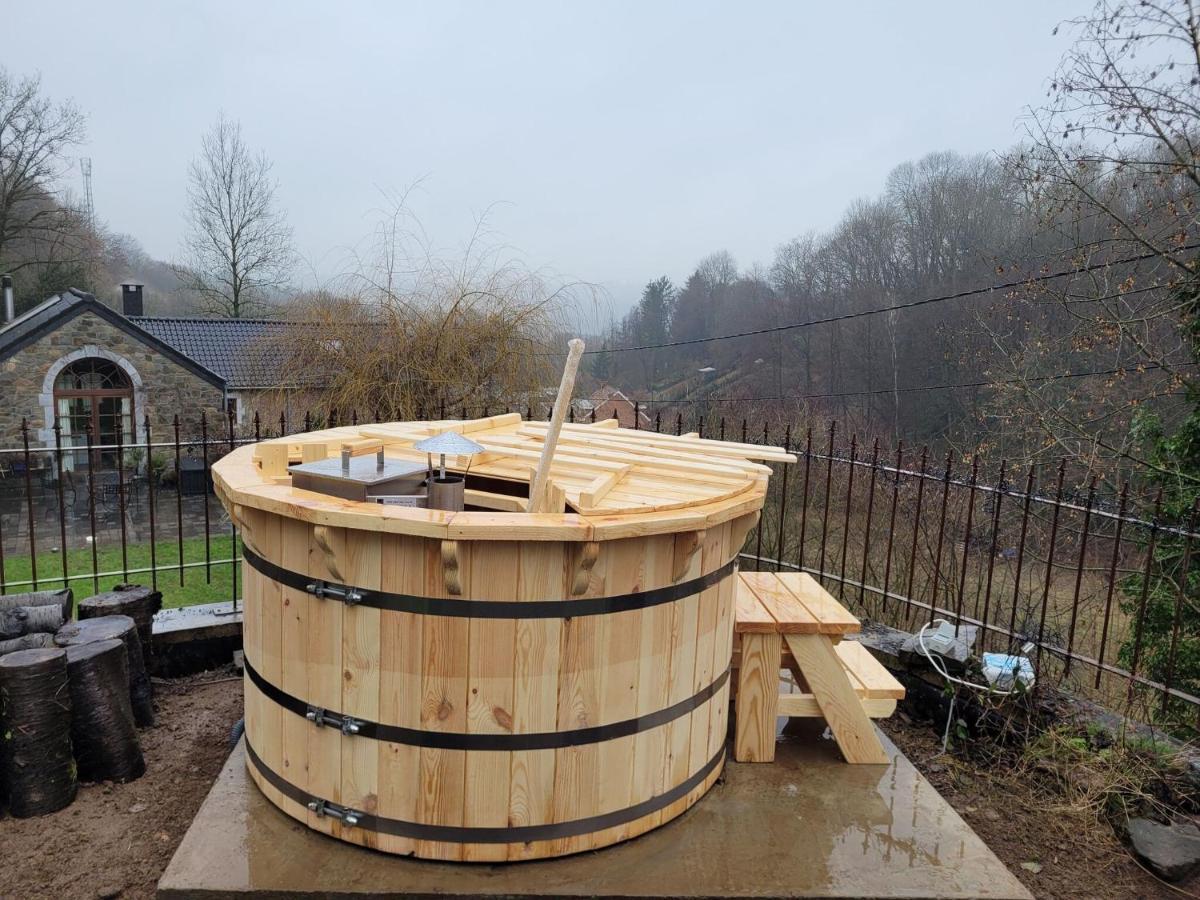 Nice Holiday Home In Nature With Sauna, Hot Tub En Swimming Pool ヴェルヴィエ エクステリア 写真